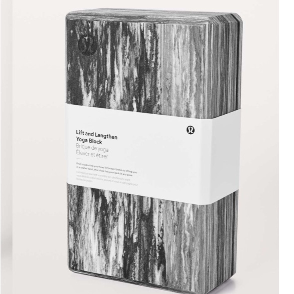 Lululemon Lift and Lengthen Yoga Block